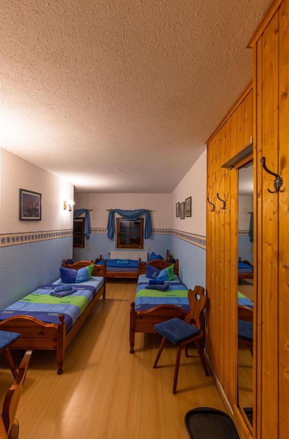 Thermalbad Wiesenbad Pension Und Gaststaette Zur Knappenschaenke מראה חיצוני תמונה