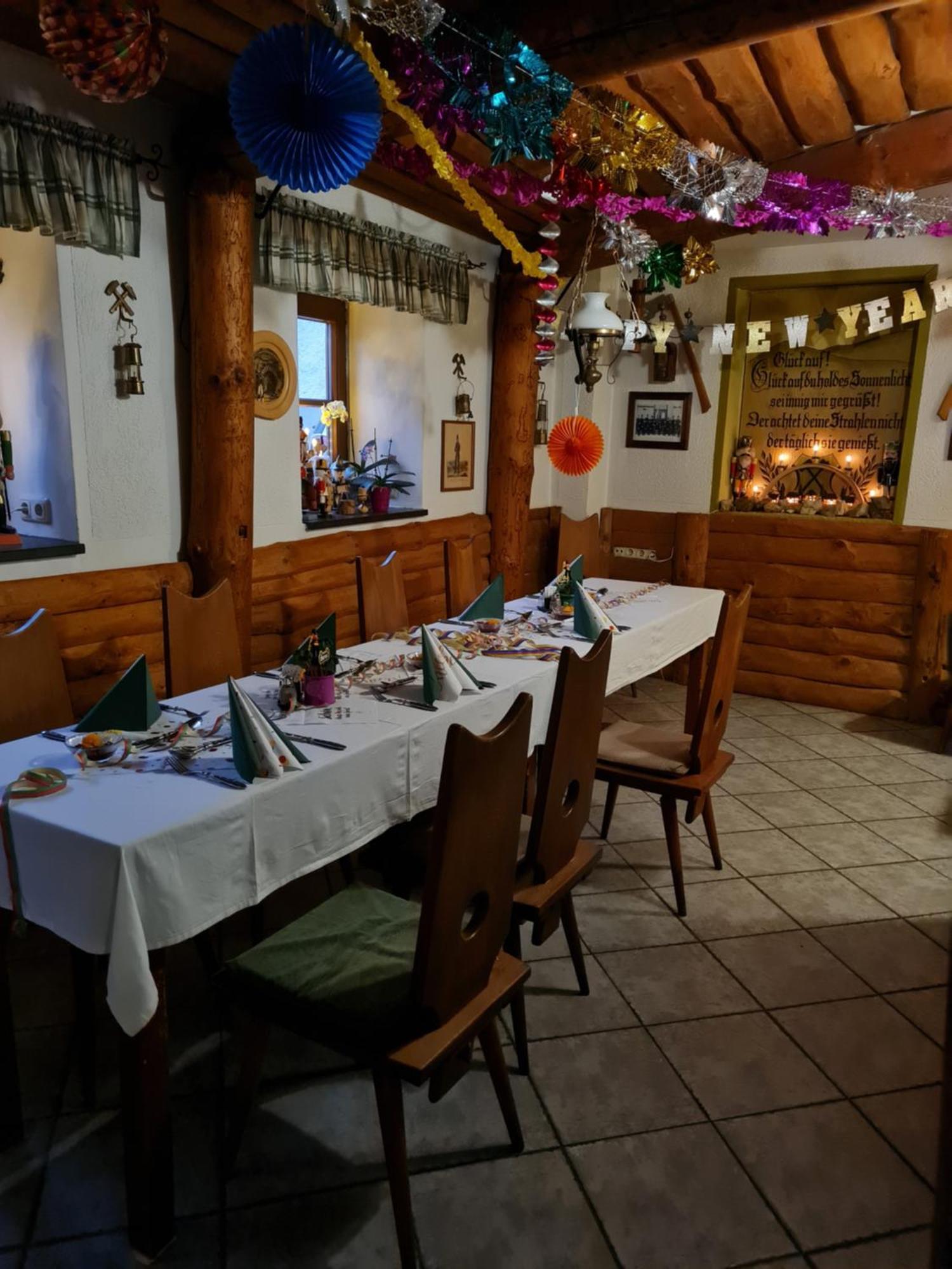 Thermalbad Wiesenbad Pension Und Gaststaette Zur Knappenschaenke מראה חיצוני תמונה